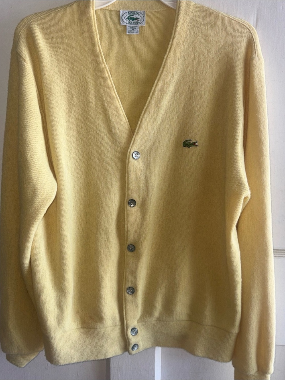 Izod Men's Pale Yellow V-Neck Button Cardigan